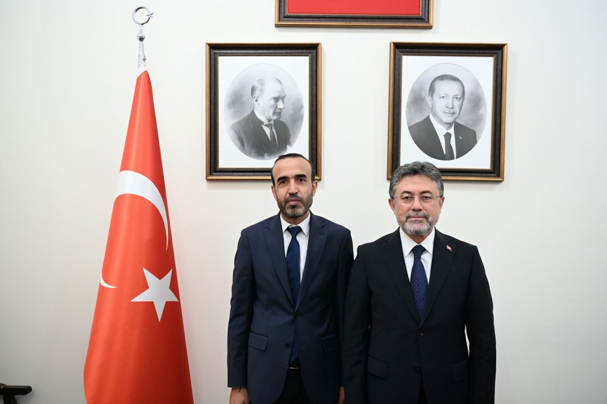 DEM Parti Milletvekili Ferit Şenyaşar, Şanlıurfa Tarımının Sorunlarını Bakan Yumaklı'ya İletti