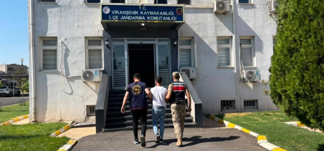 Şanlıurfa’da Jandarma Operasyonu: 3 Hükümlü Yakalandı