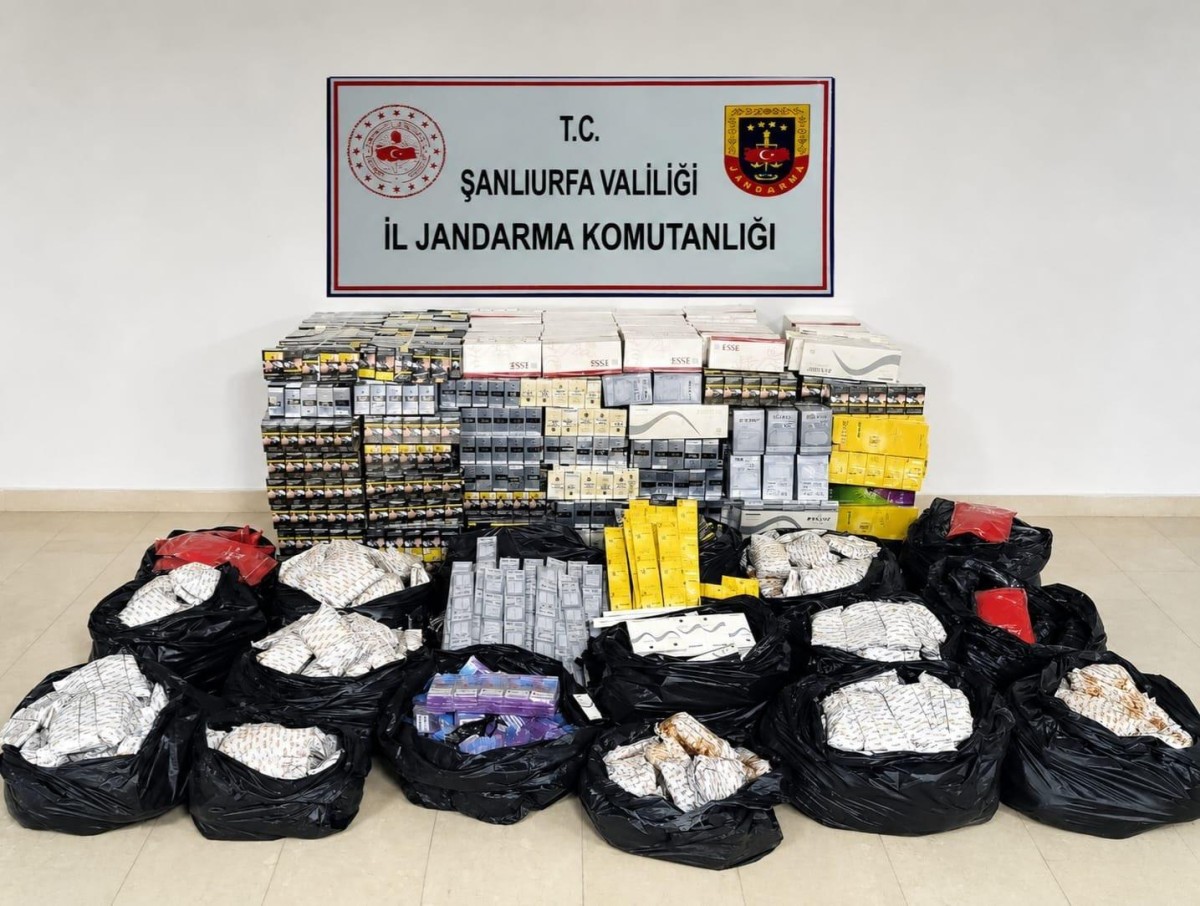 Şanlıurfa’da Kaçakçılık Operasyonu: 11 Bin 30 Paket Sigara ve 287 Kilogram Nargile Tütünü Ele Geçirildi