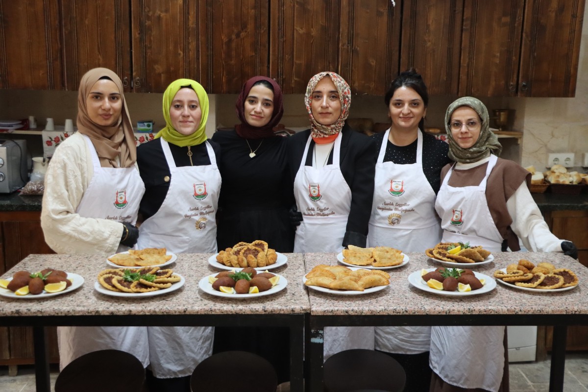 UNUTULMAYA YÜZ TUTAN URFA LEZZETLERİ GENÇ KUŞAKLARA AKTARILIYOR