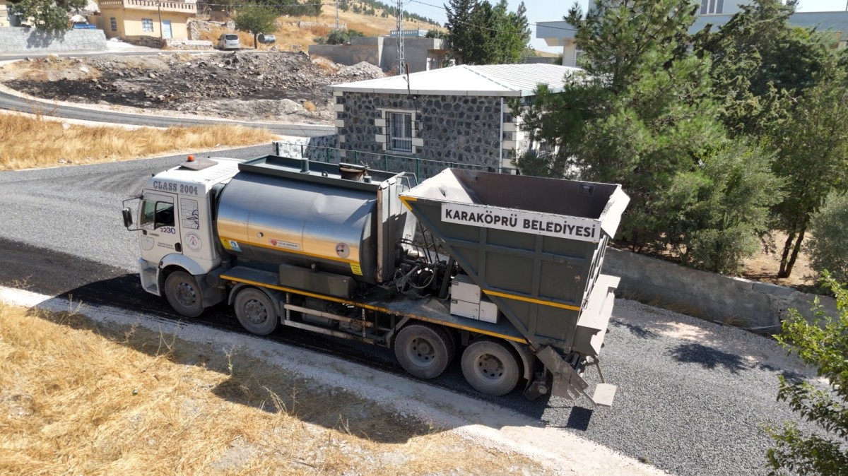KARAKÖPRÜ KIRSALINDA YOLLAR KIŞA HAZIRLANIYOR